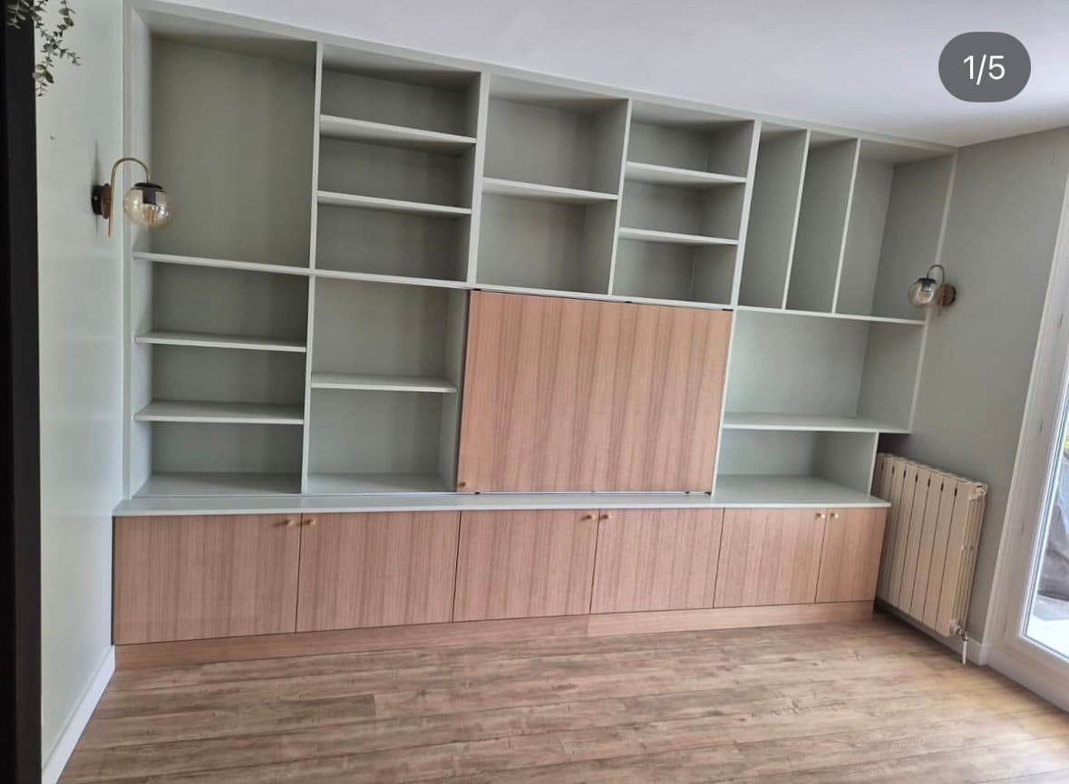 Rénovation par Magic Renov à Paris – Meuble sur mesure