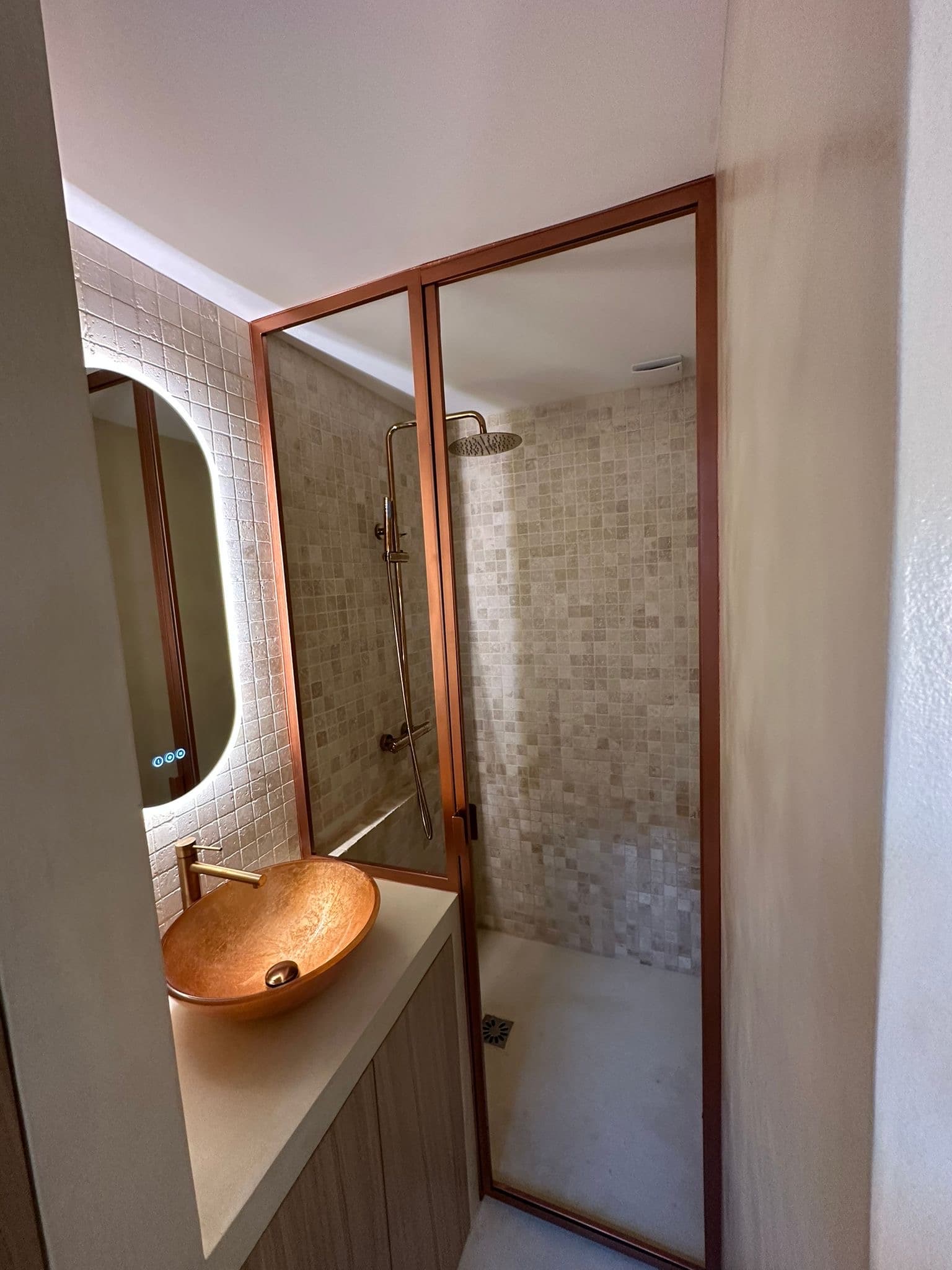 Salle de bains par Magic Renov à Paris – Rénovation d'intérieur